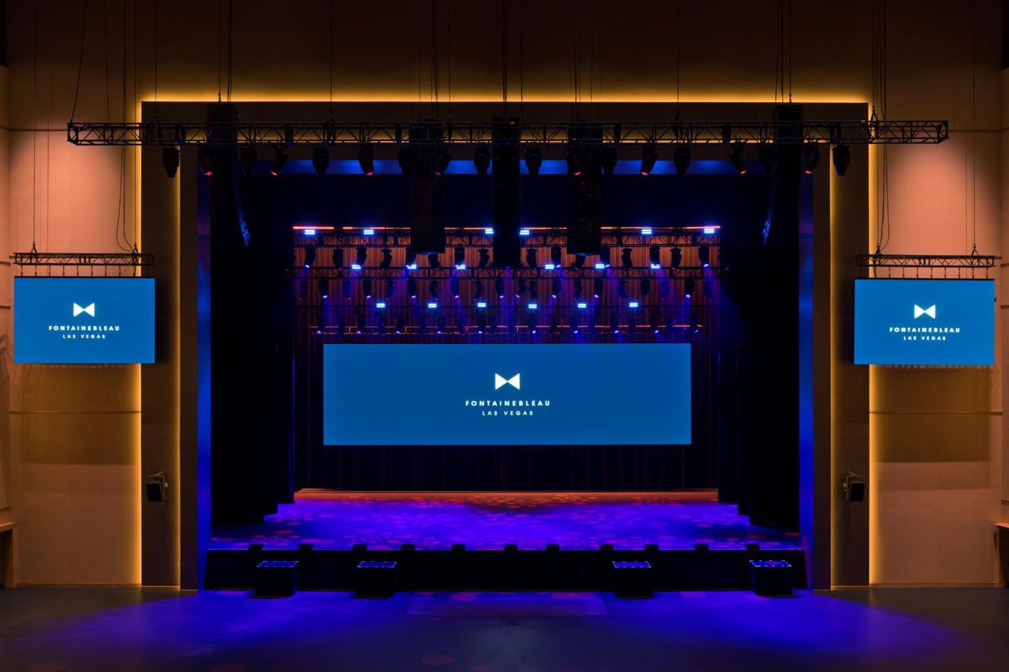 Fontainebleau ラスベガス エクステリア 写真 The stage of the theatre