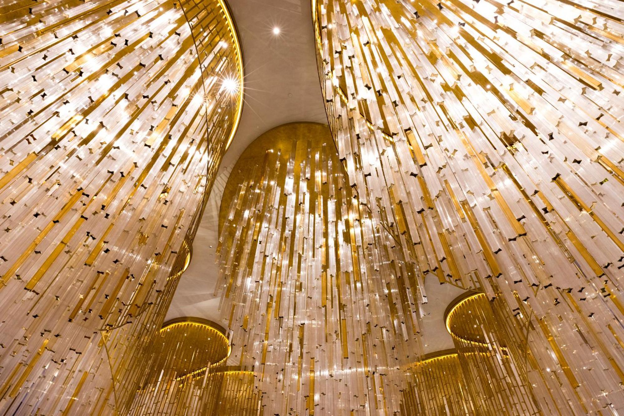 Fontainebleau ラスベガス エクステリア 写真 The interior of the new building